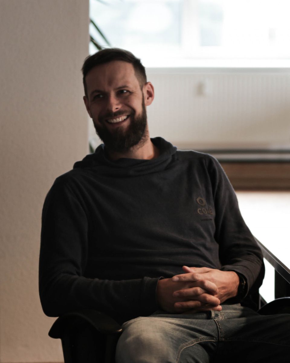 Tom, Leitung von clubdrei